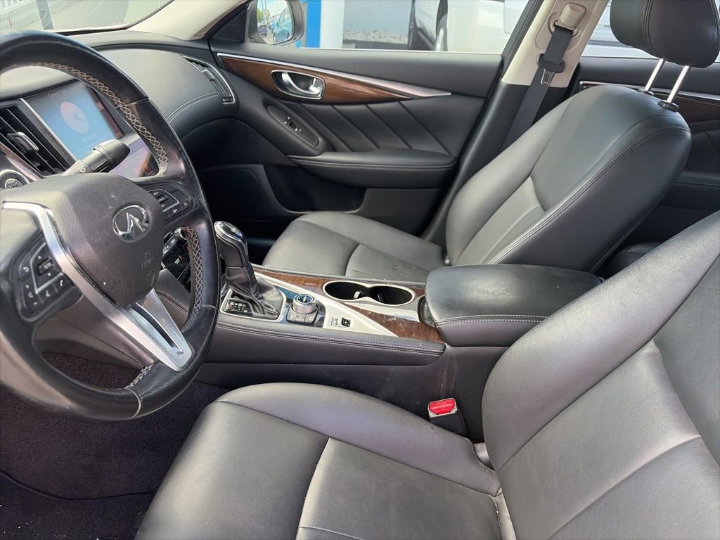 Used 2018 INFINITI Q50 Luxe image 10