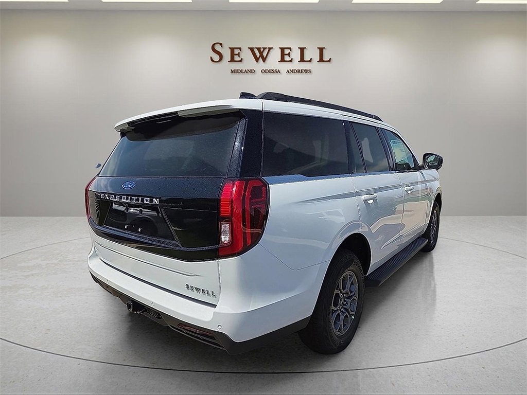 New 2025 Ford Expedition XL image 4