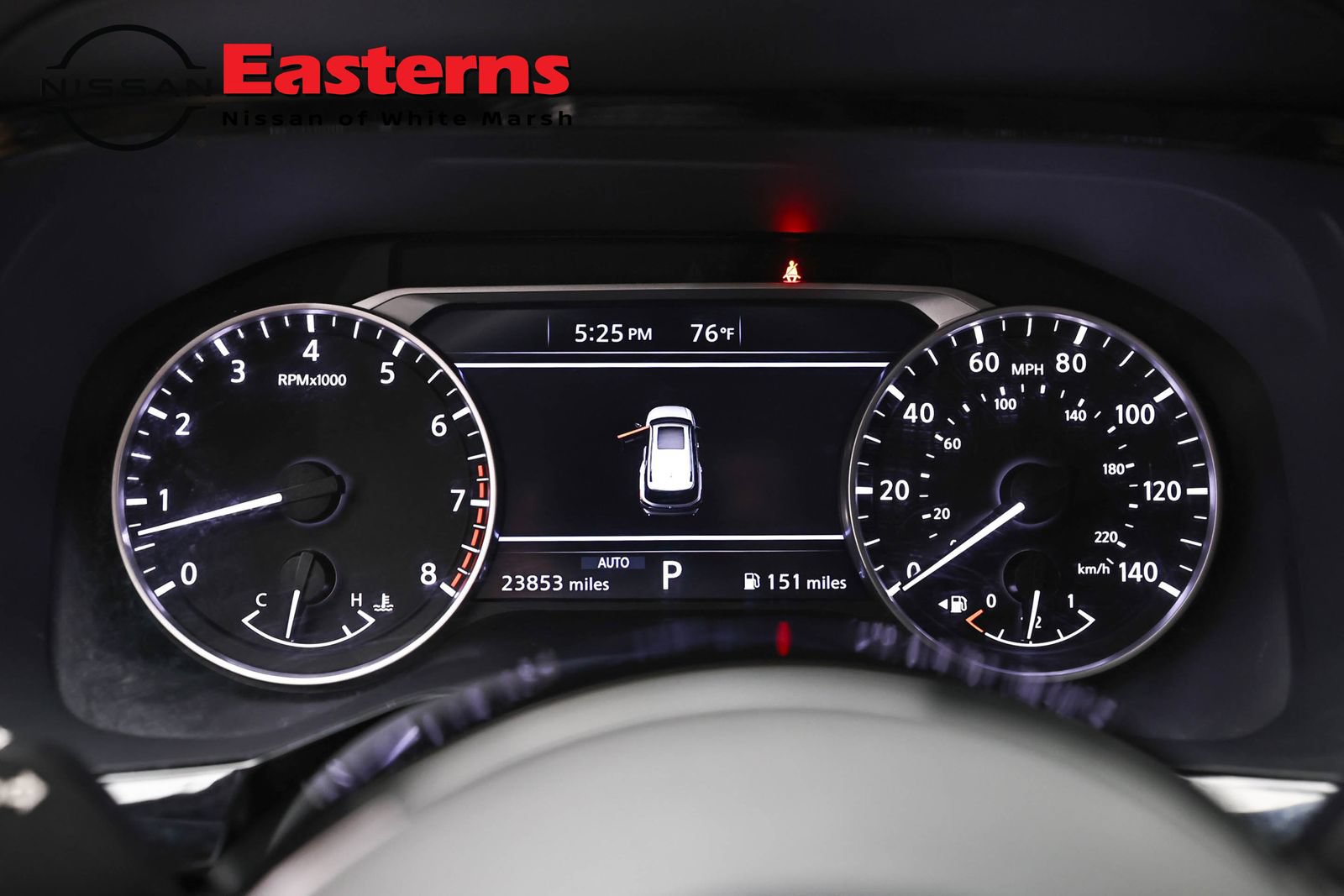 Used 2022 Nissan Pathfinder SV AWD/4WD image 17