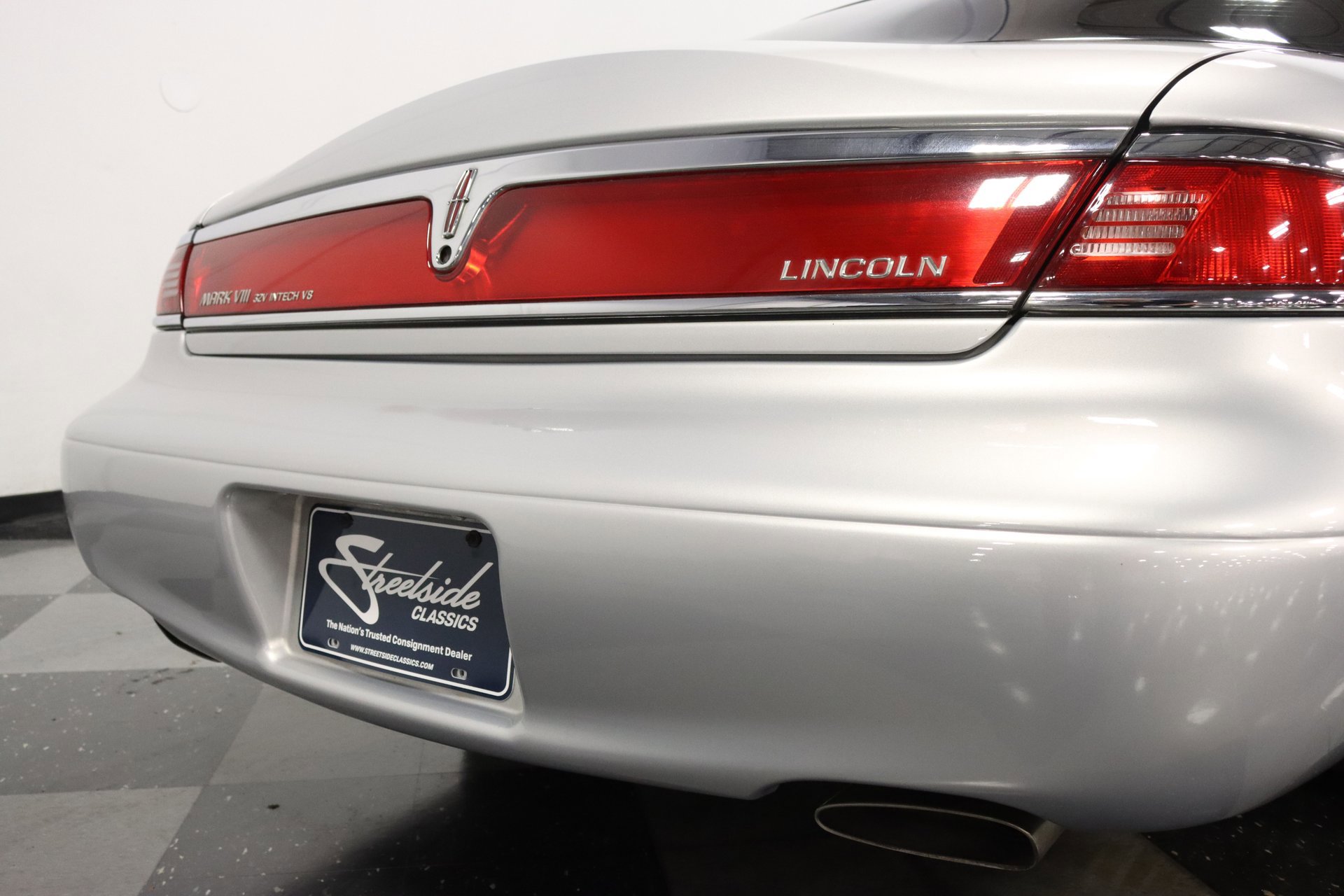 Used 1998 Lincoln Mark VIII RWD image 33