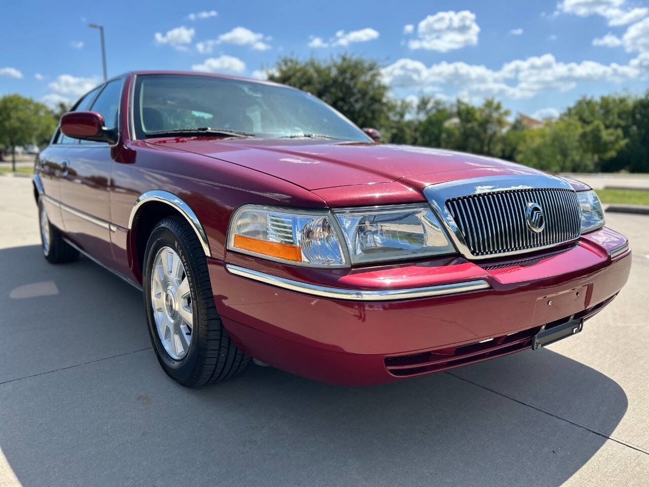Used 2003 Mercury Grand Marquis LS image 3