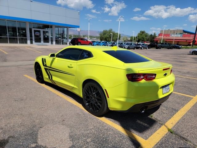 Used 2020 Chevrolet Camaro LT RWD image 7