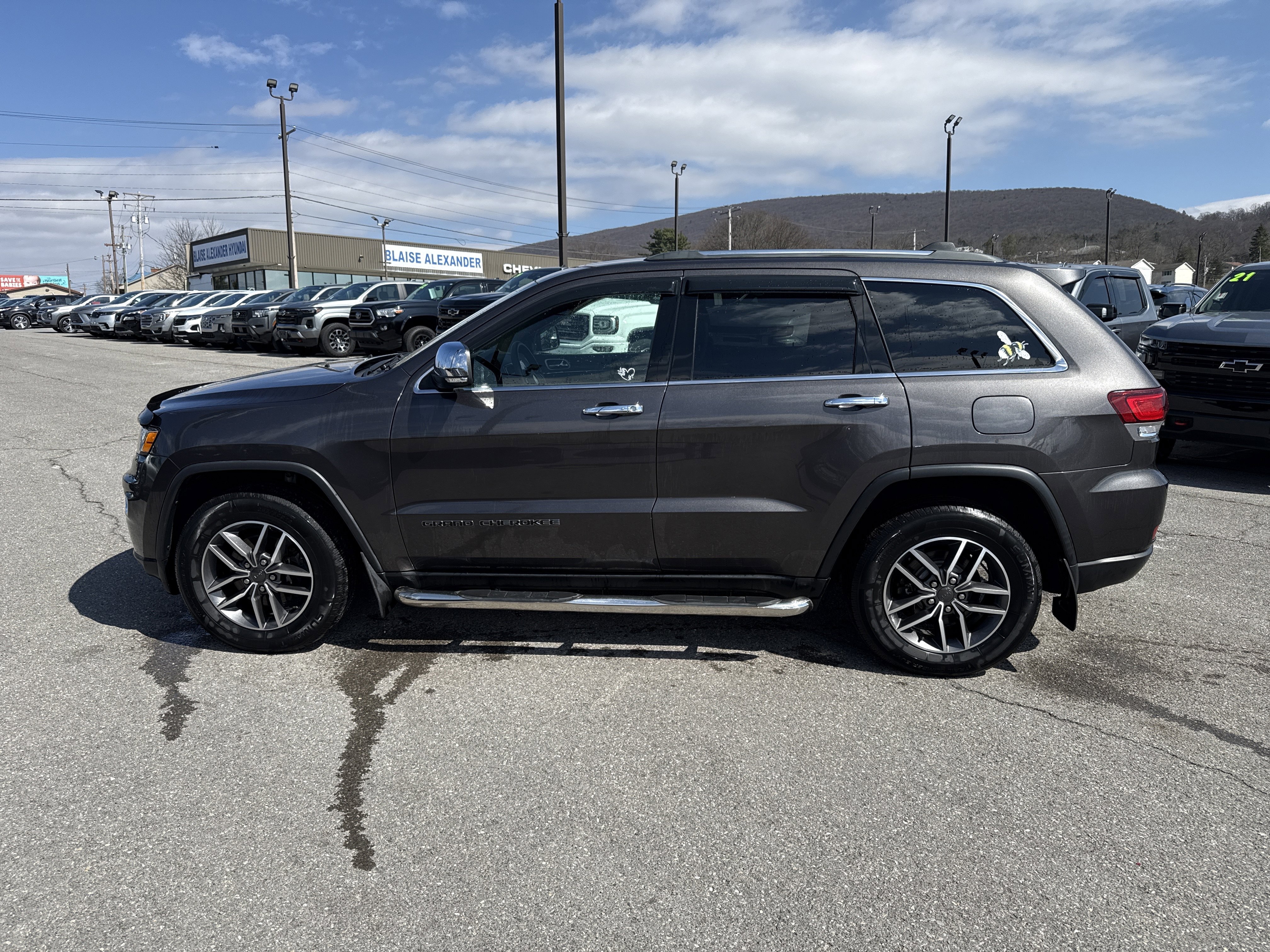 Used 2020 Jeep Grand Cherokee Limited image 6