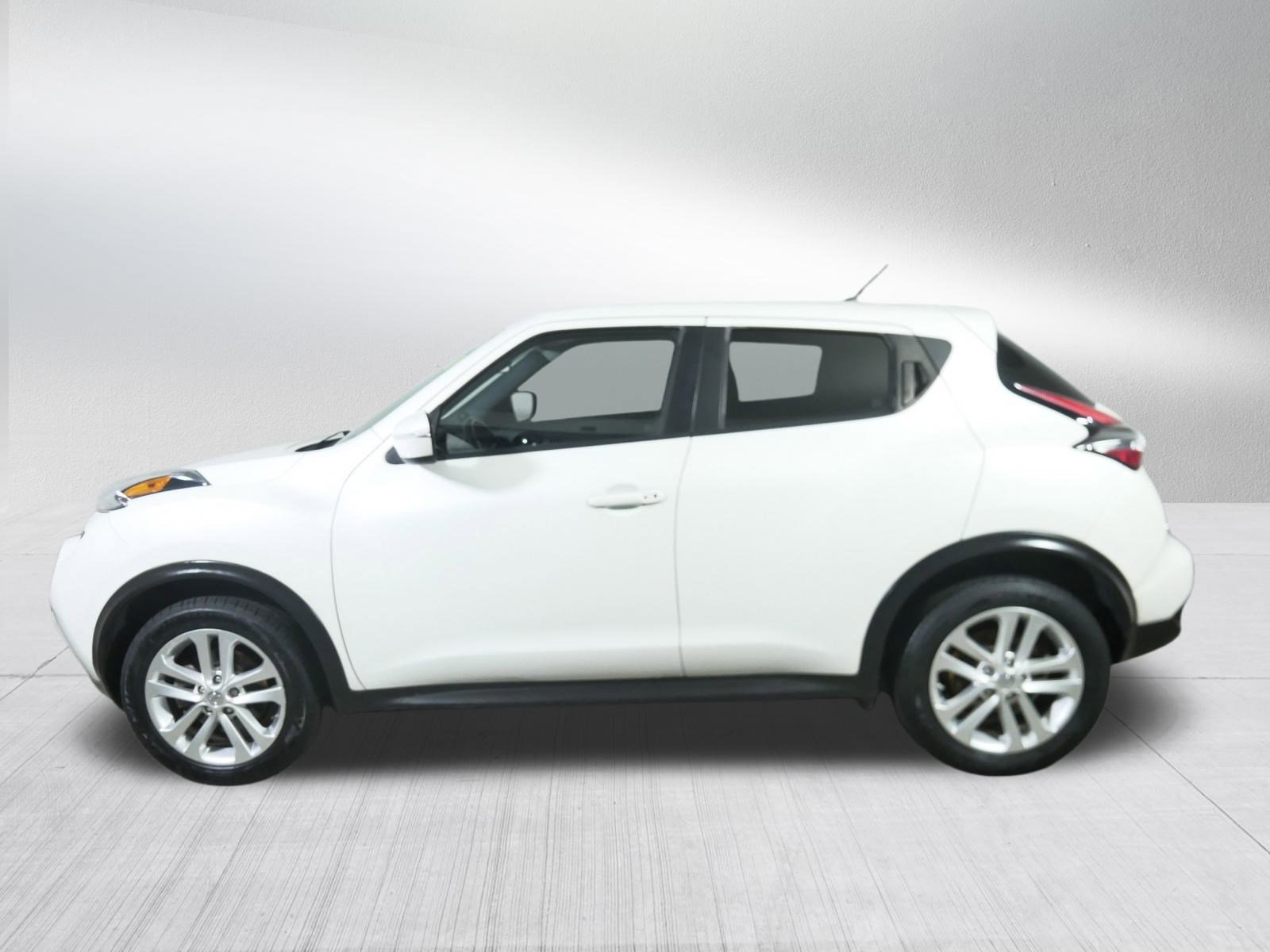 Used 2015 Nissan Juke S image 4