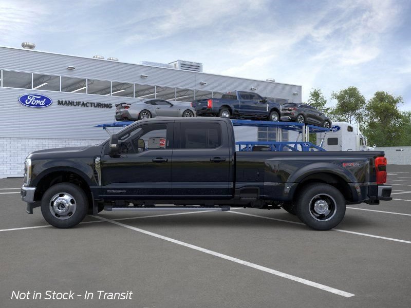 New 2026 Ford F350 XLT w/ XLT Premium Package AWD/4WD image 3
