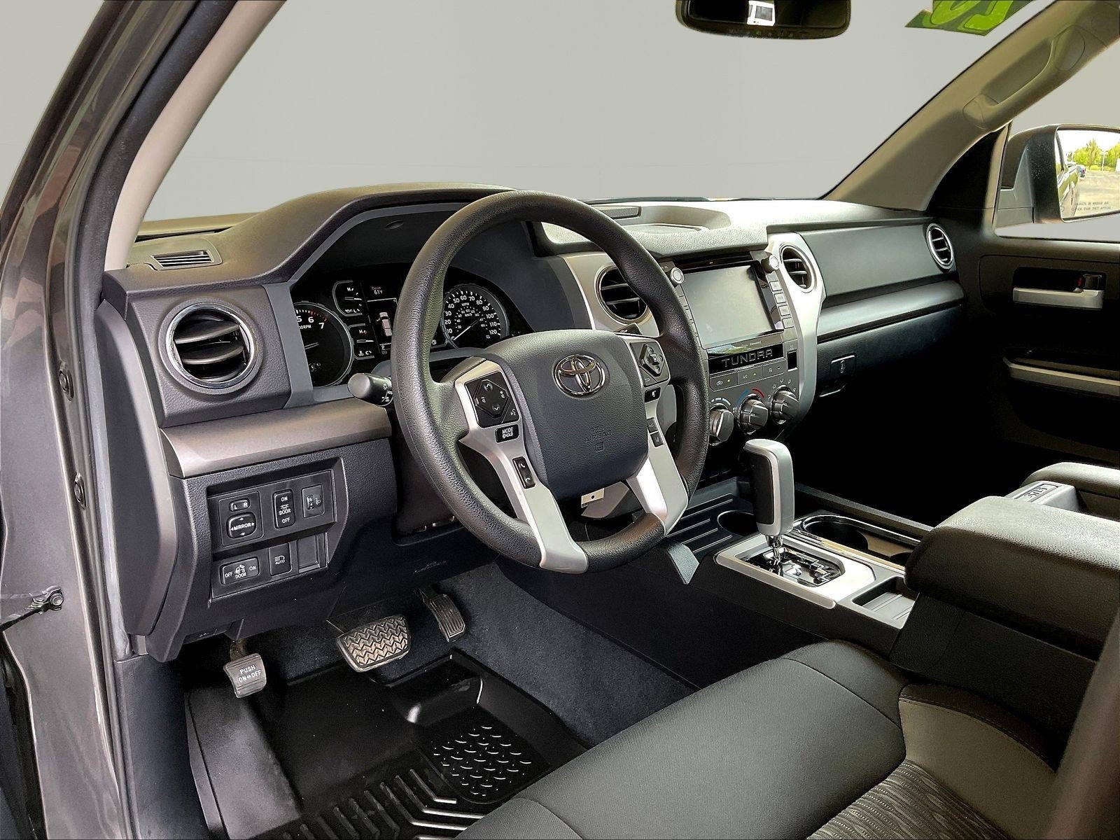Used 2020 Toyota Tundra SR5 w/ SR5 Upgrade Package AWD/4WD image 18