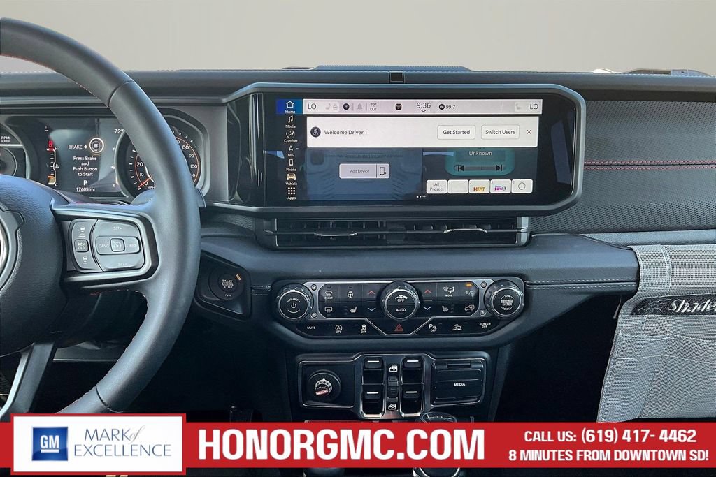Used 2024 Jeep Gladiator Rubicon w/ Technology Group AWD/4WD image 10