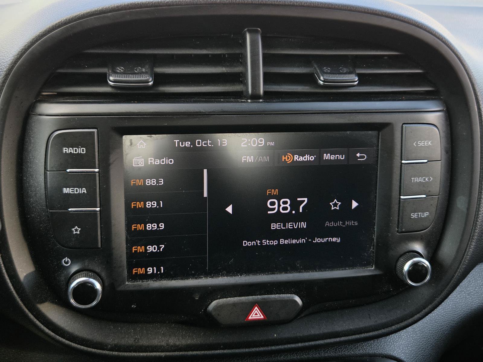 Used 2024 Kia Soul LX w/ LX Technology Package FWD image 20