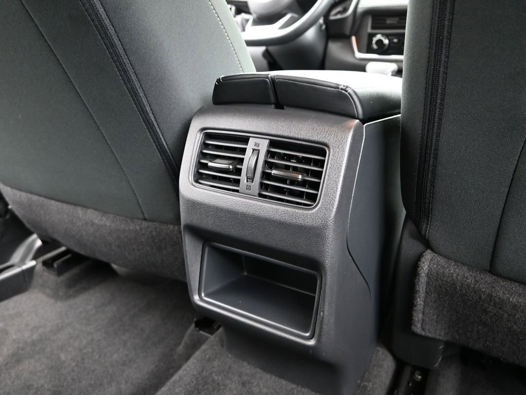 Used 2024 Nissan Rogue S image 14