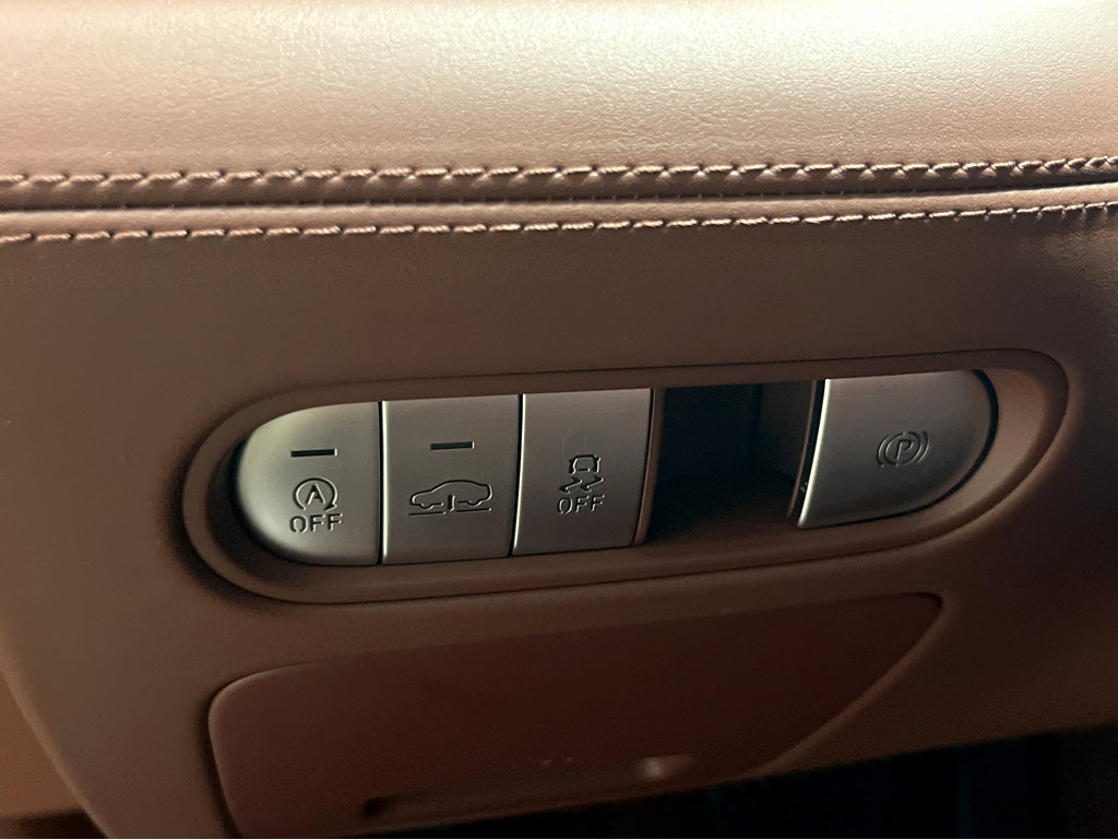 New 2025 Genesis G90 3.5T image 21