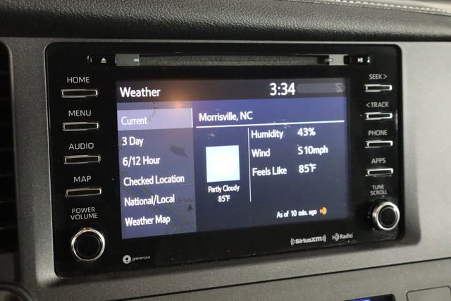 Used 2020 Toyota Sienna XLE w/ XLE Navigation Package image 36