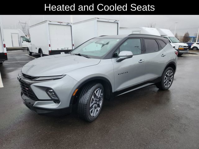Used 2023 Chevrolet Blazer RS w/ Enhanced Convenience Package image 3