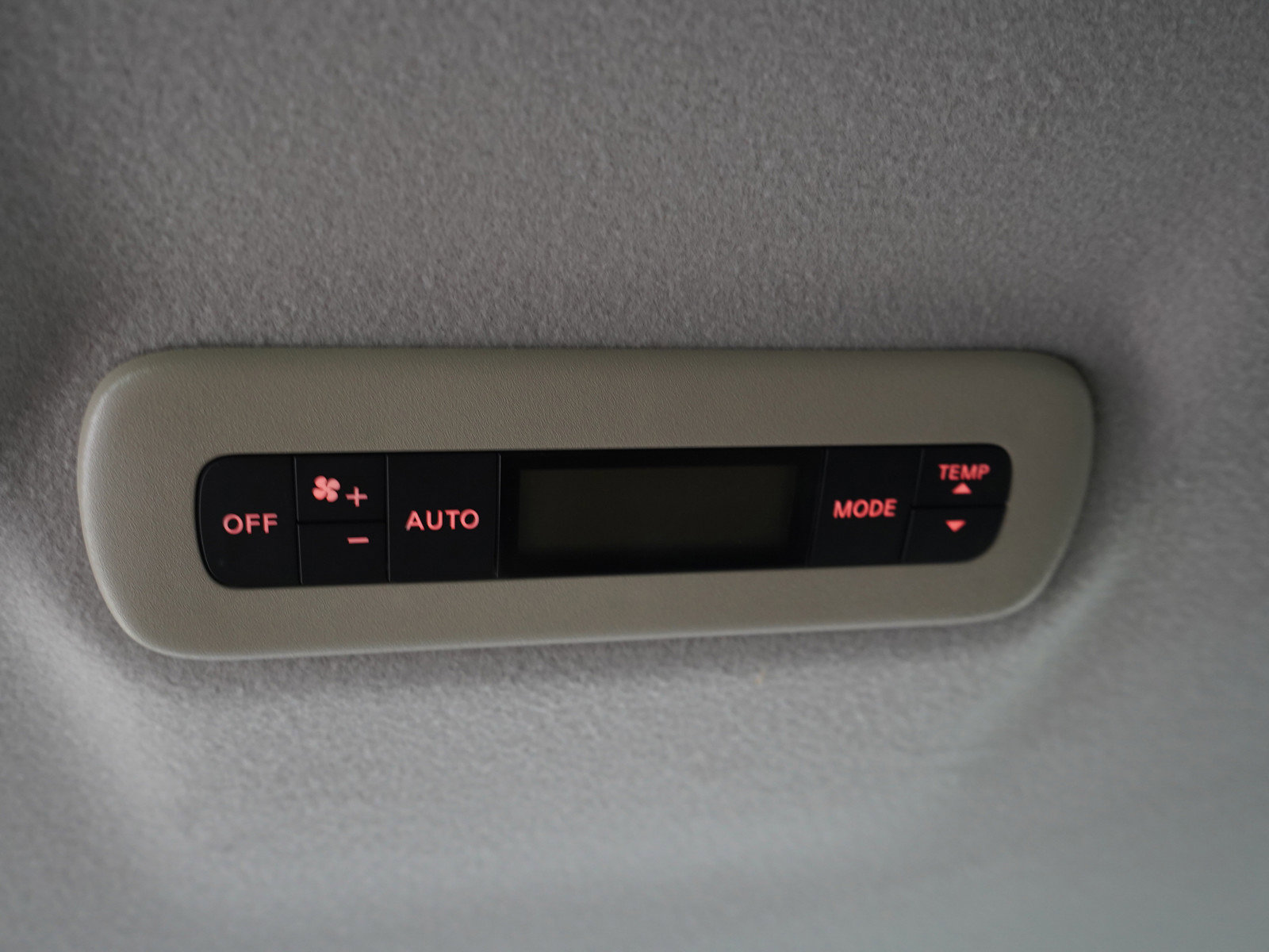 Used 2017 Nissan Quest SV FWD image 20