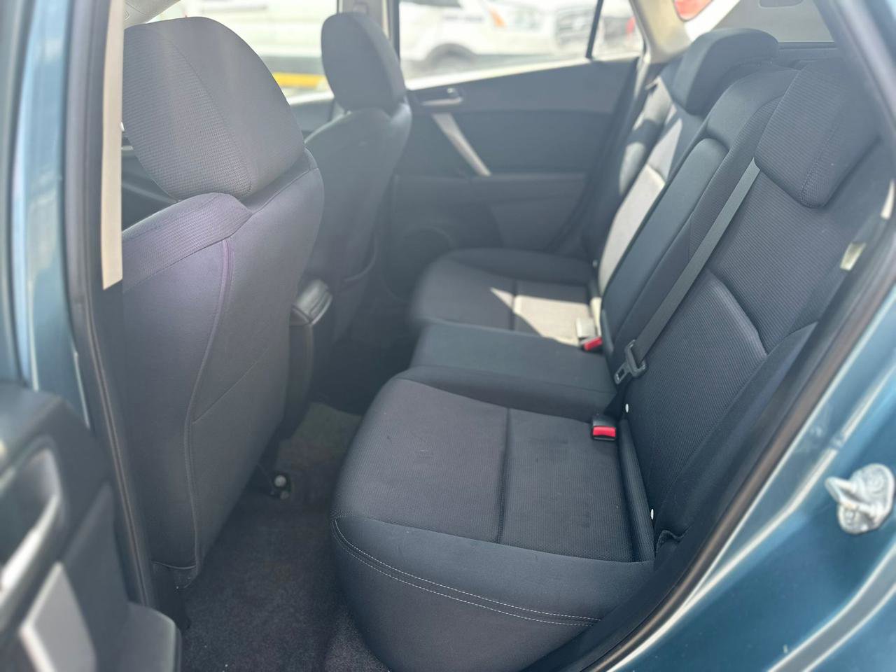 Used 2010 MAZDA MAZDA3 s Sport FWD image 13