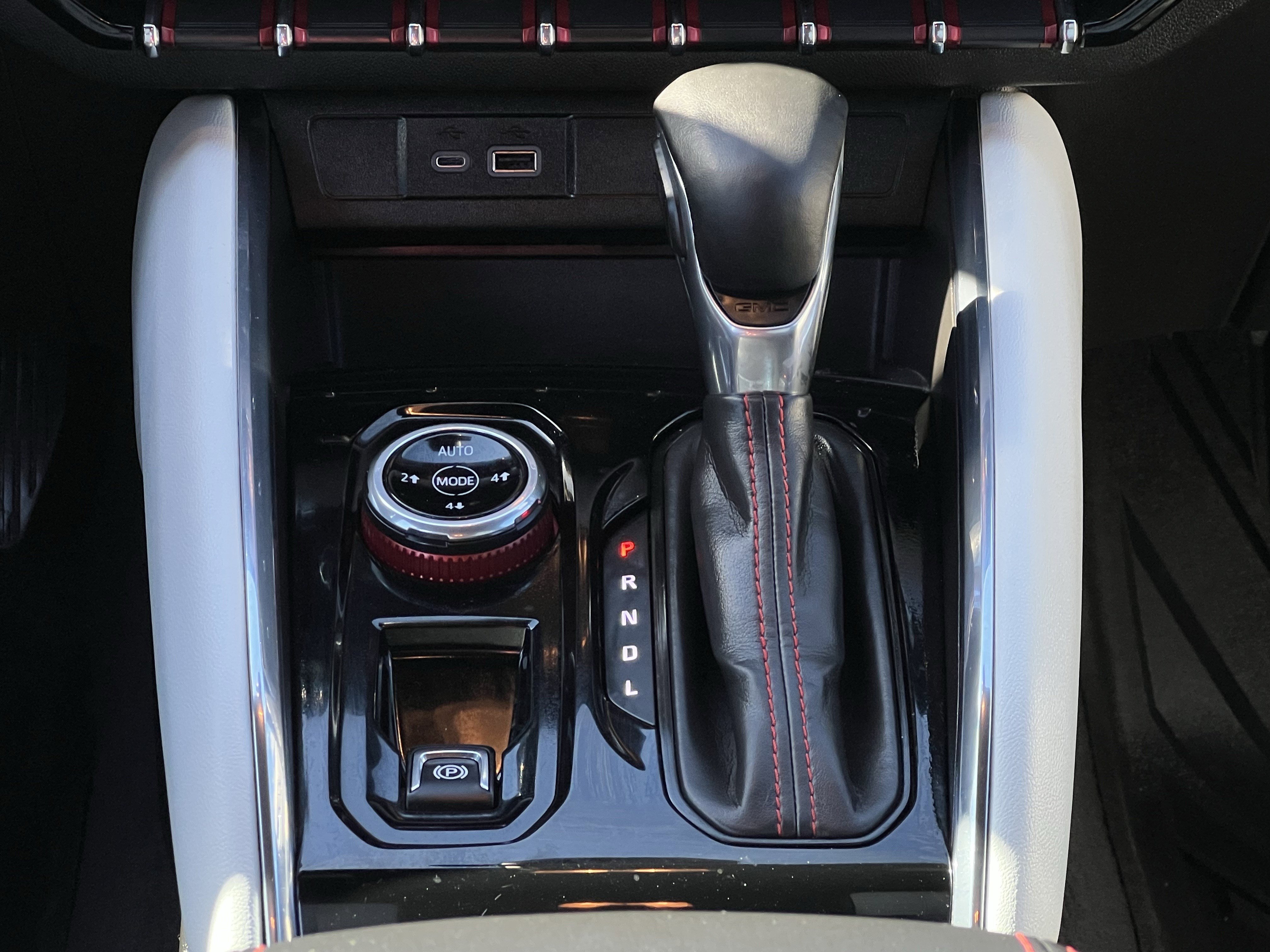 Used 2023 GMC Canyon AT4X image 20