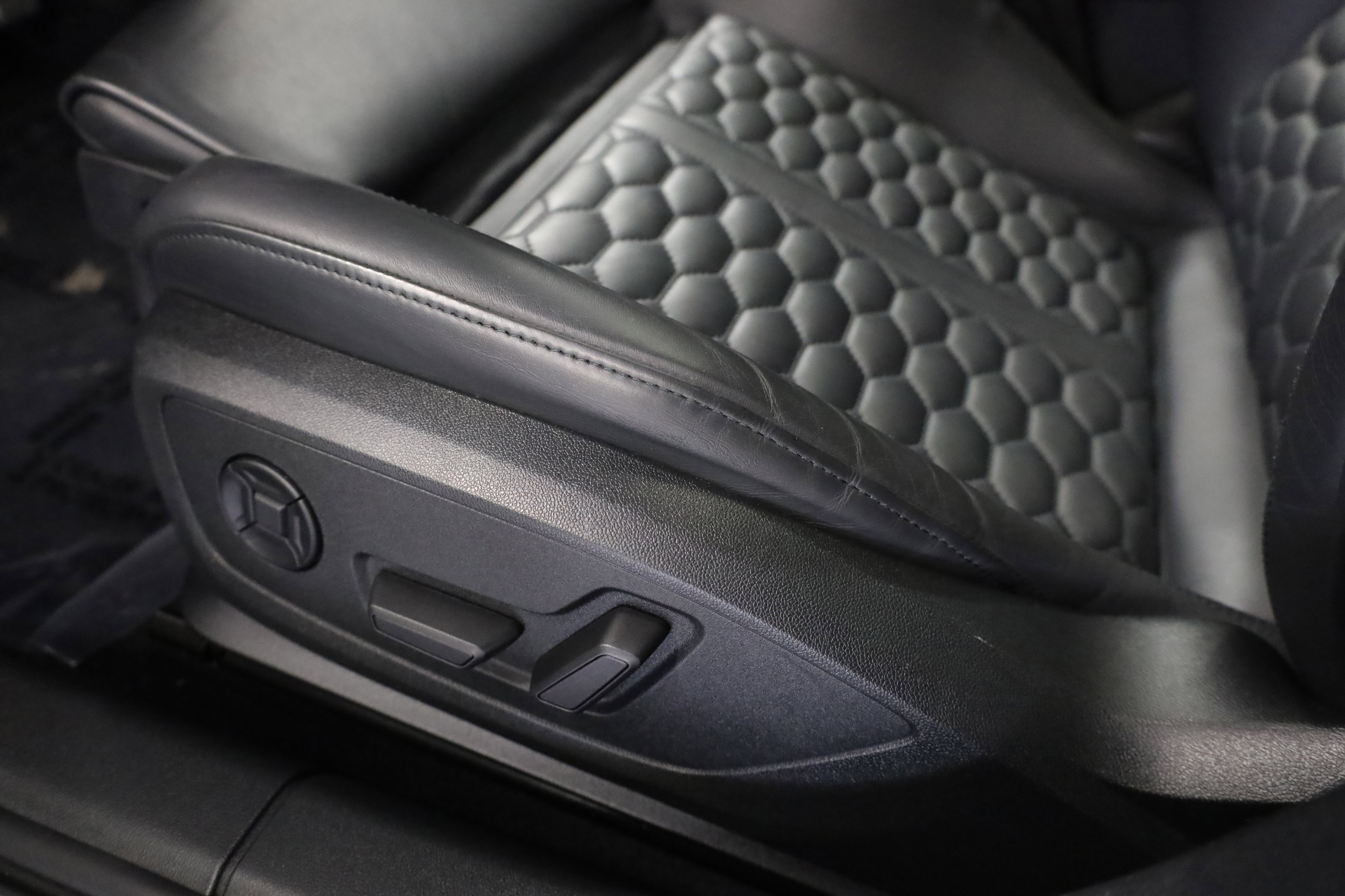 Used 2023 Audi RS 3 w/ RS Technology Package image 17