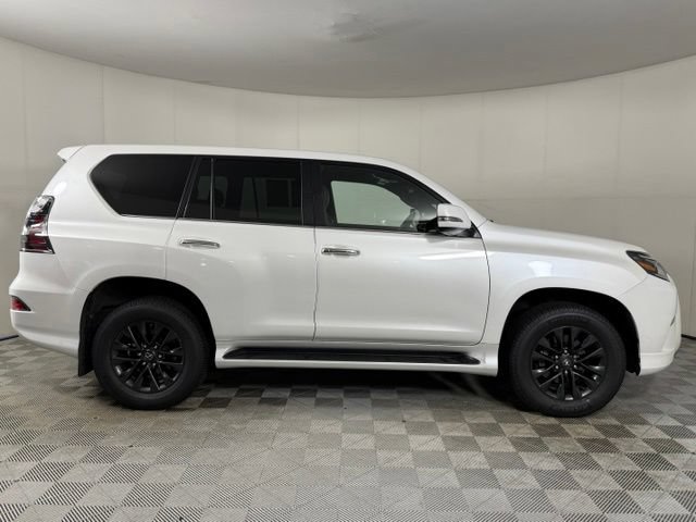 Used 2023 Lexus GX 460 Premium w/ Premium Package AWD/4WD image 9