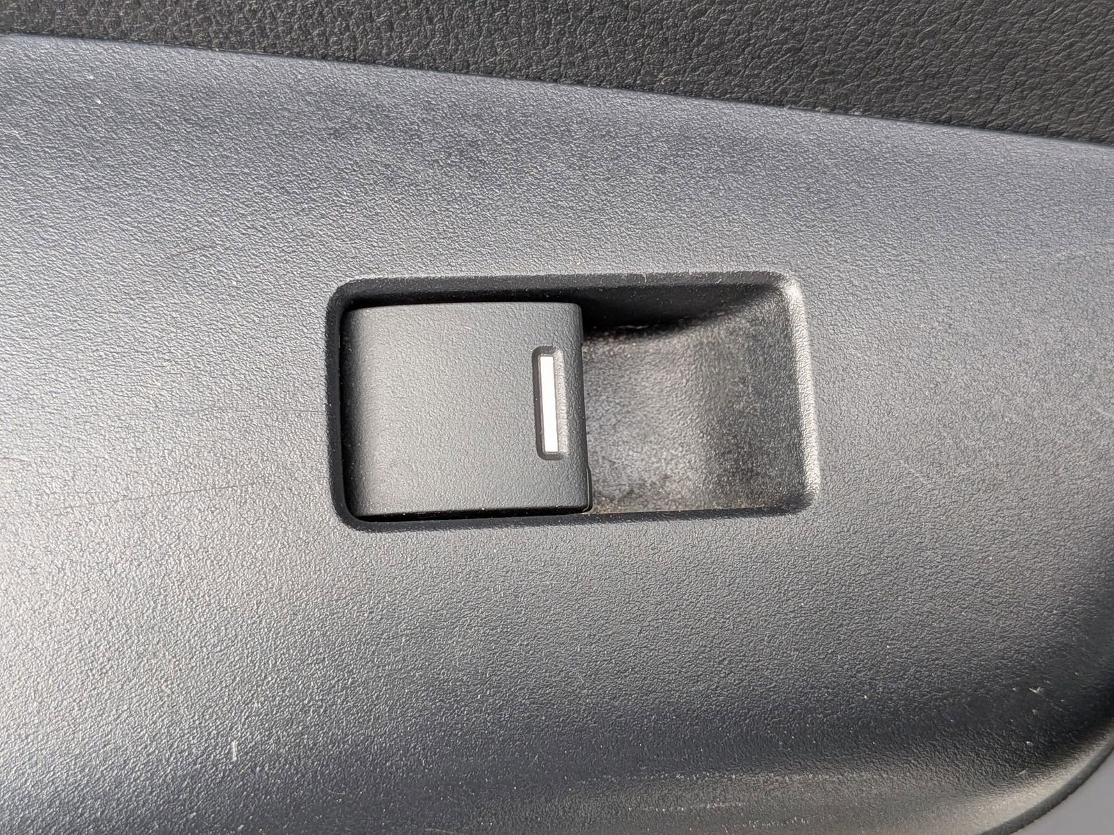 Used 2016 Honda CR-V EX image 29