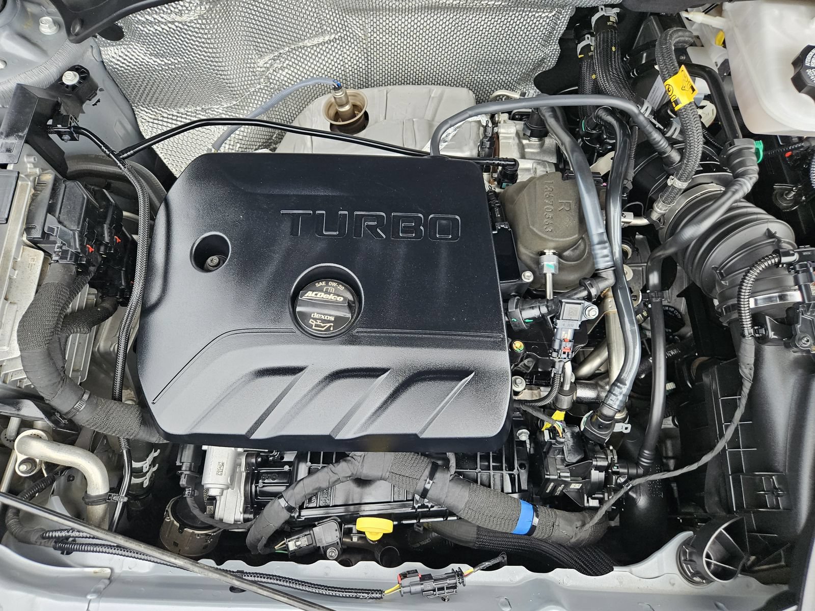 Used 2024 Buick Encore GX Sport Touring FWD image 31