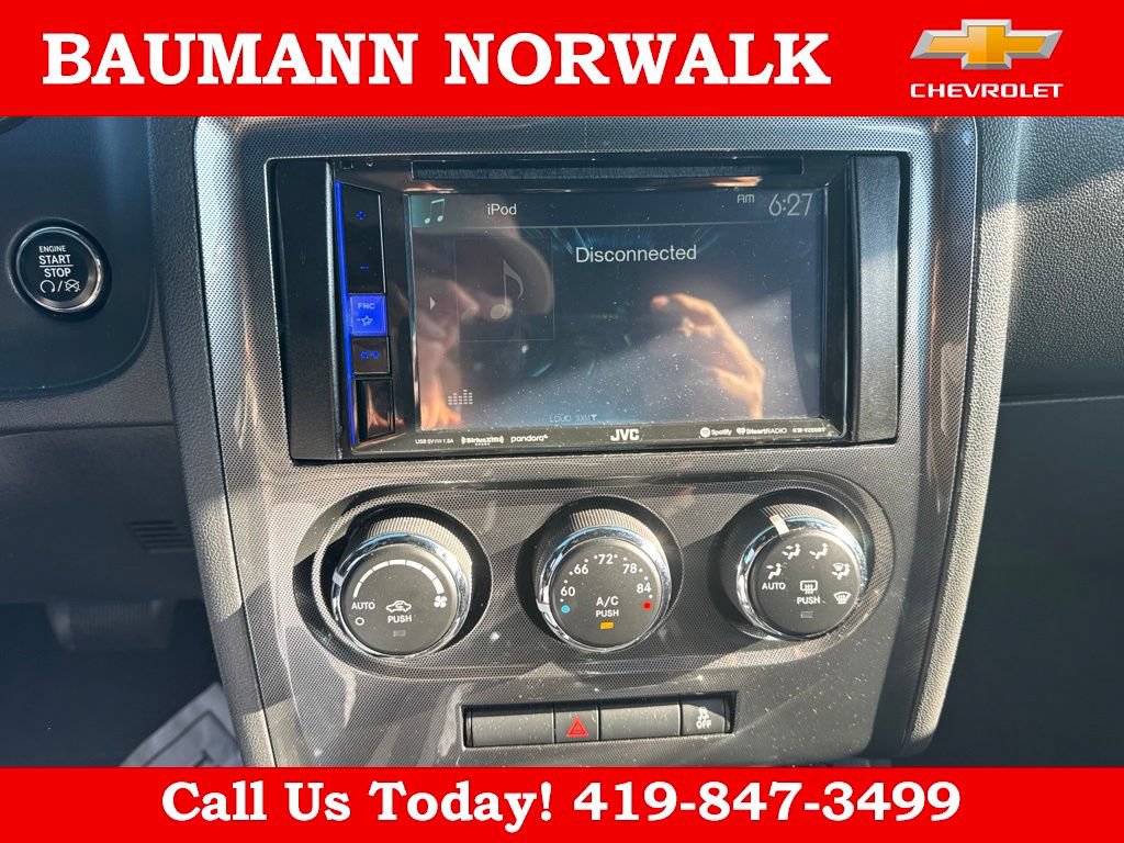 Used 2013 Dodge Challenger SXT RWD image 24