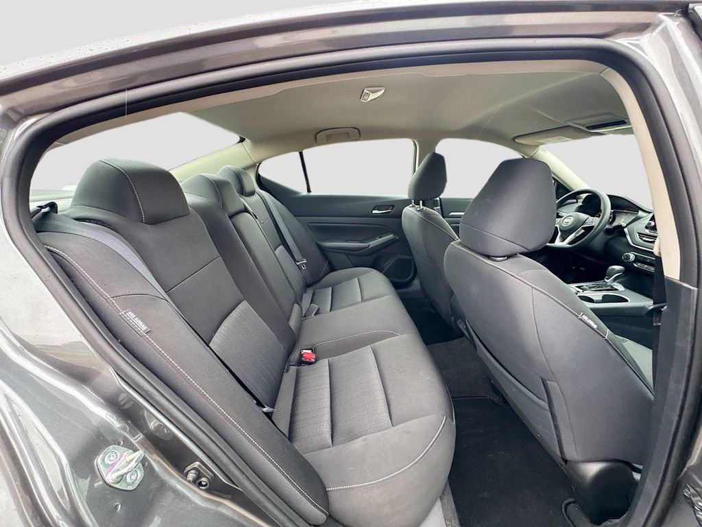 Used 2022 Nissan Altima 2.5 SV FWD image 29