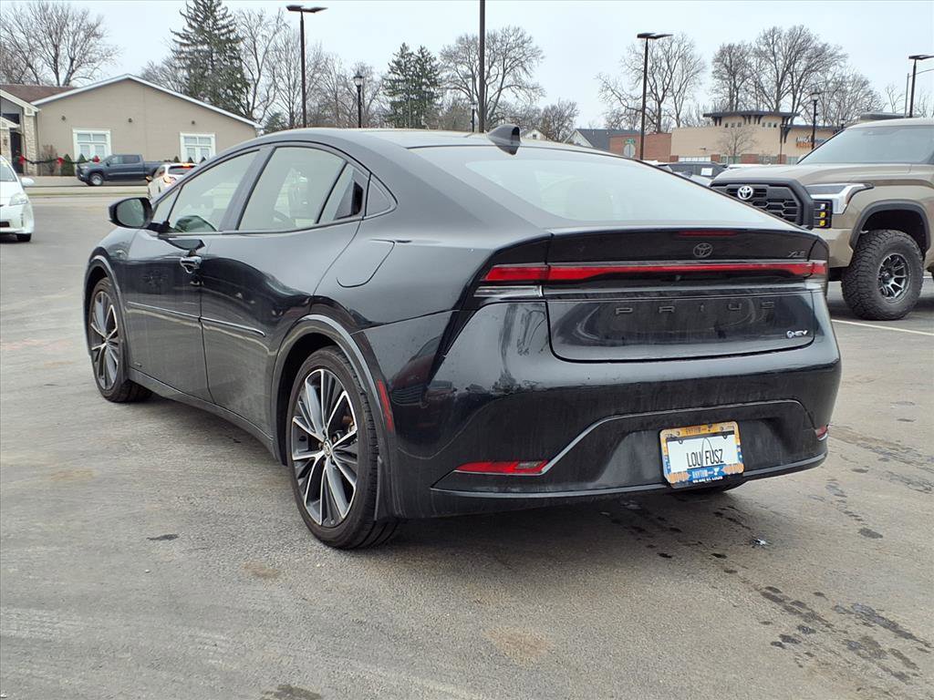 Used 2024 Toyota Prius XLE image 31