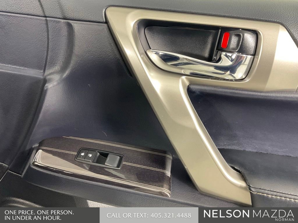 Used 2021 Lexus GX 460 Premium w/ Premium Package AWD/4WD image 22