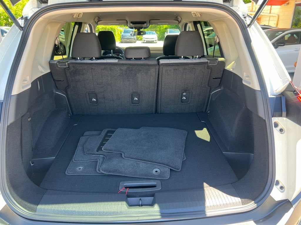 Certified 2023 Nissan Rogue SV AWD/4WD image 11