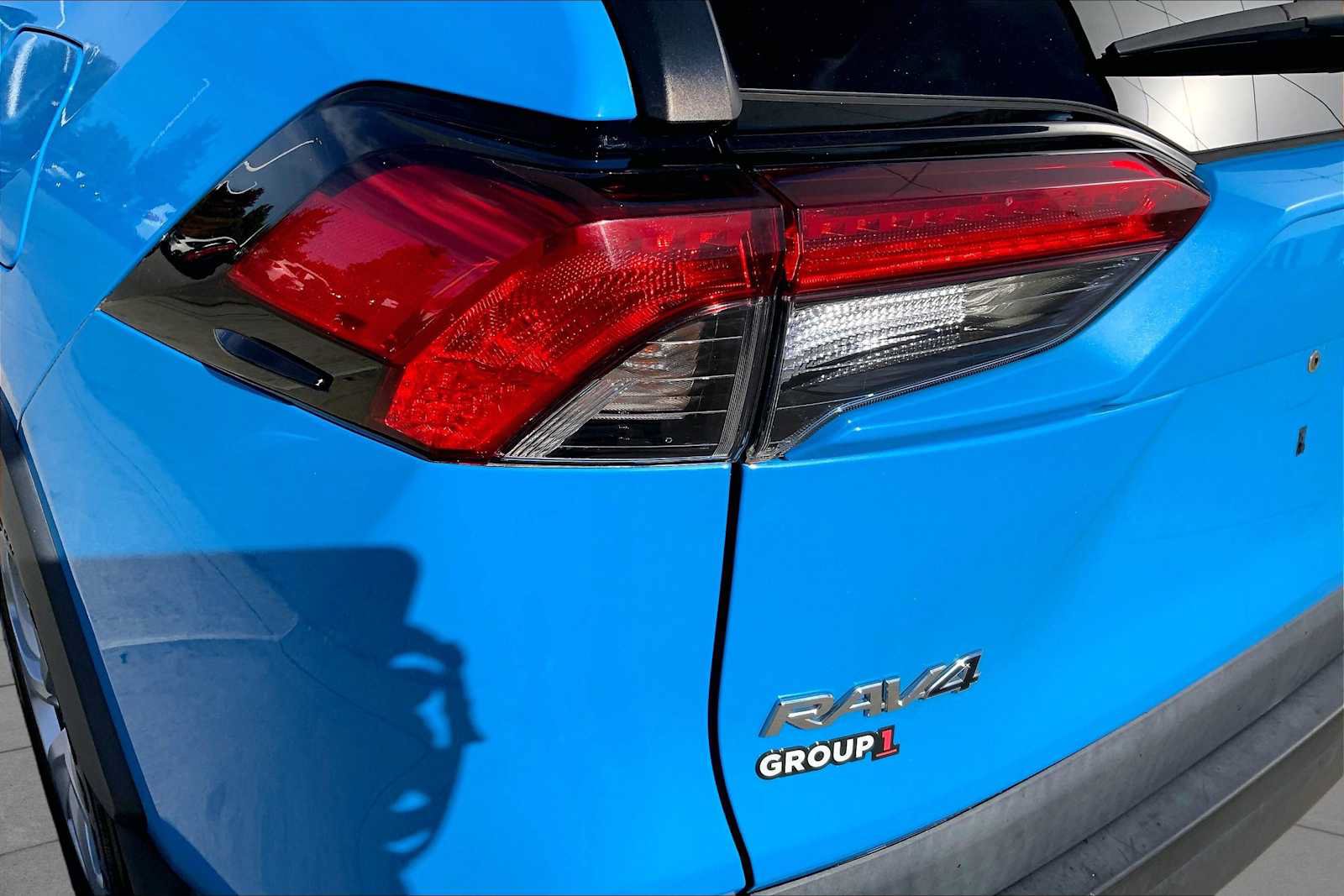 Used 2020 Toyota RAV4 LE AWD/4WD image 27