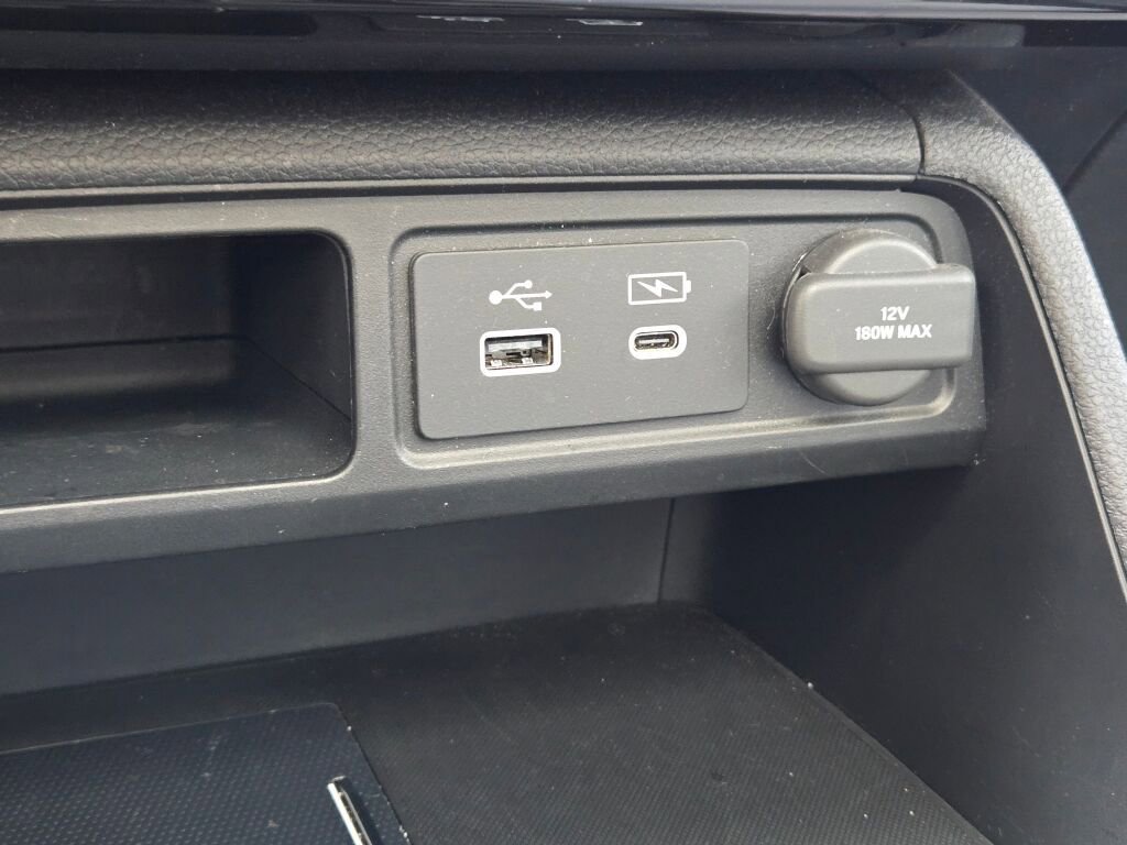 Used 2025 Honda Pilot Elite image 36