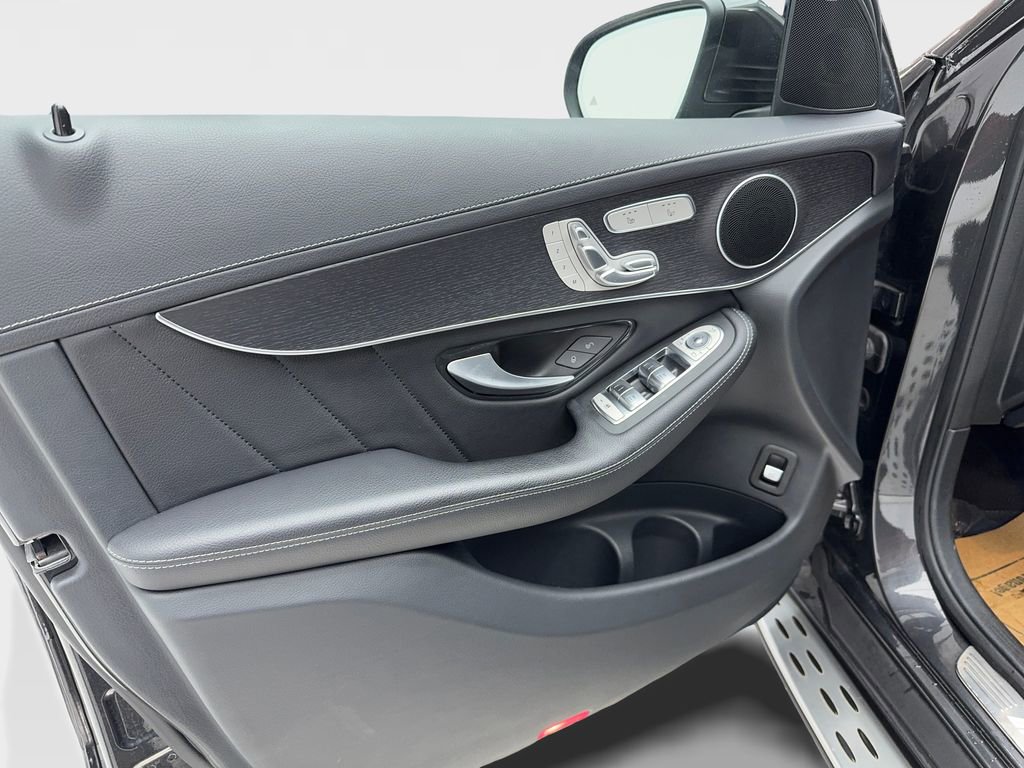 Used 2022 Mercedes-Benz GLC 43 AMG 4MATIC image 33