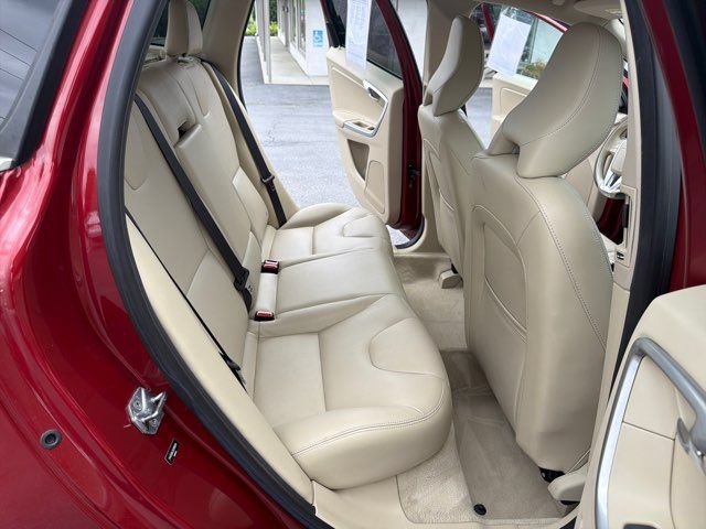 Used 2016 Volvo XC60 T5 Premier AWD/4WD image 25