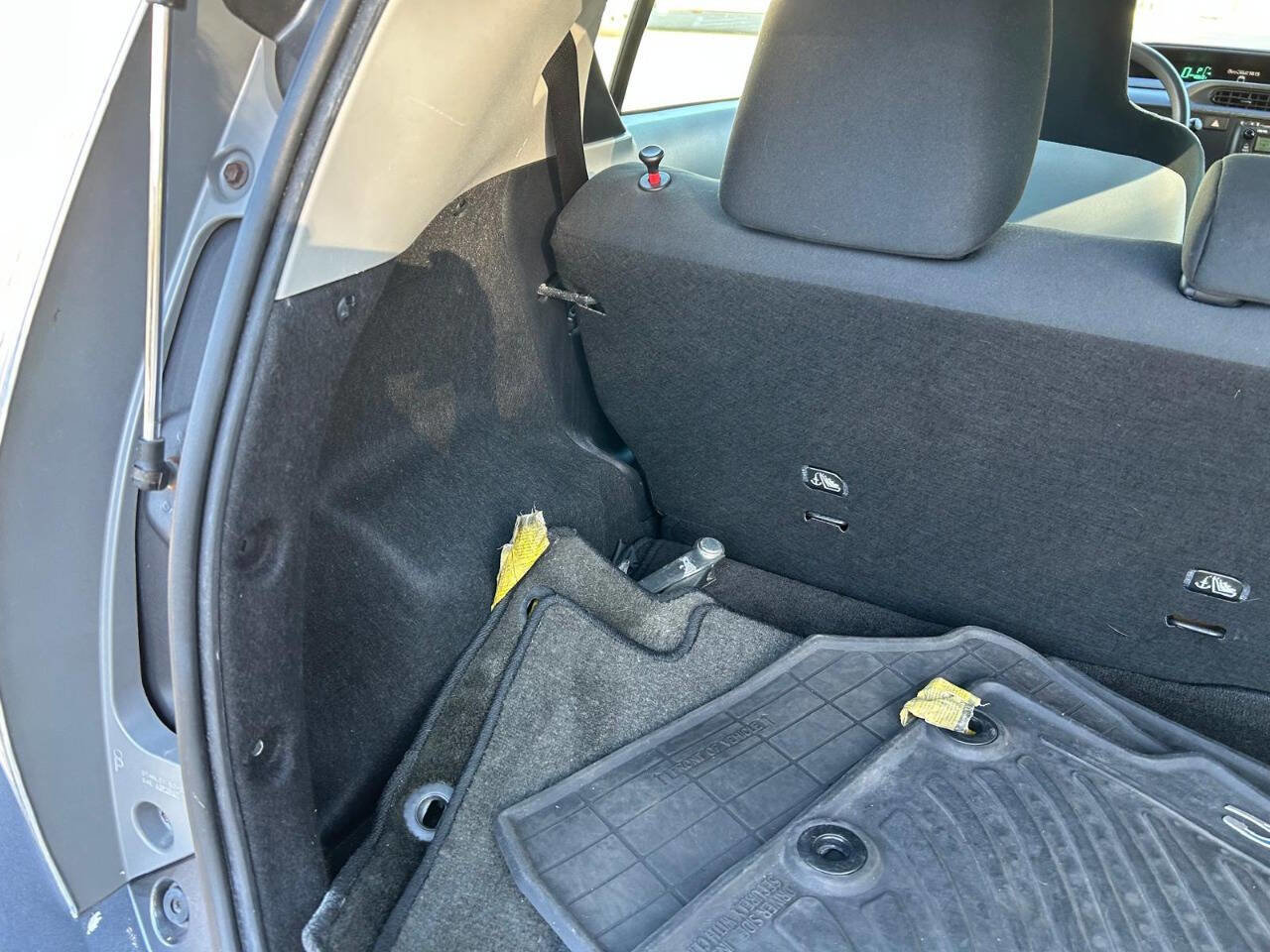 Used 2012 Toyota Prius C One image 39