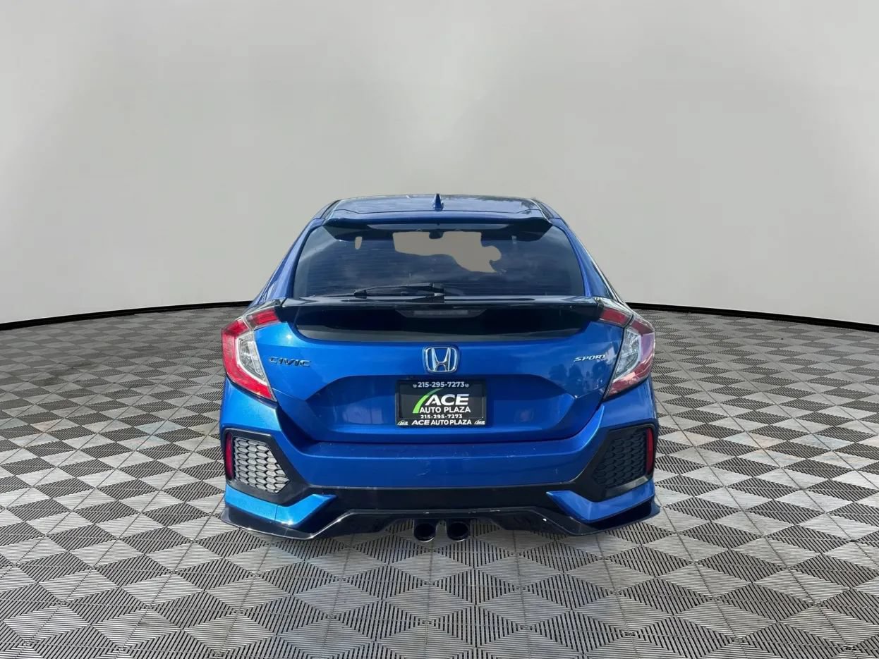 Used 2018 Honda Civic Sport image 6
