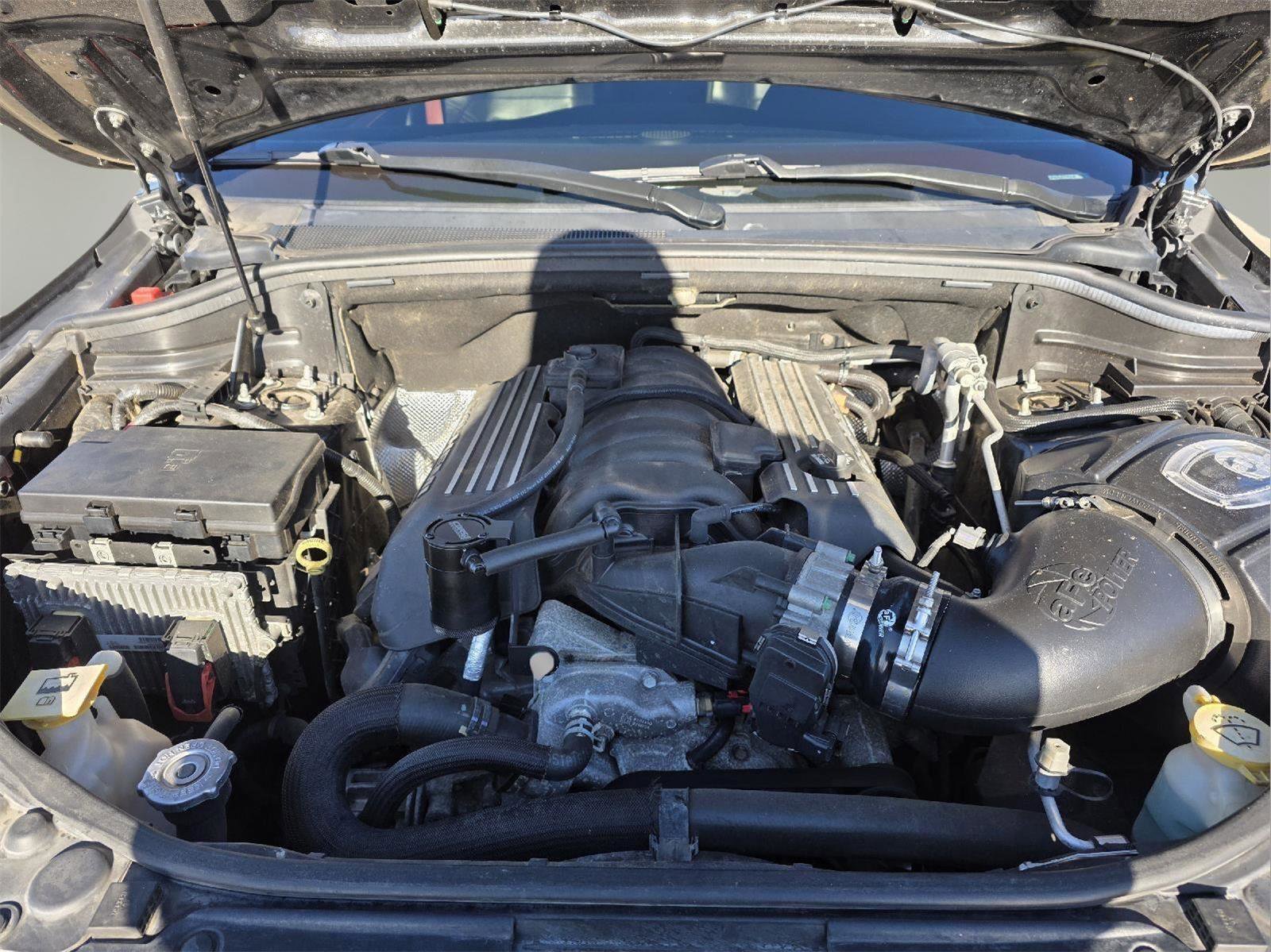 Used 2018 Jeep Grand Cherokee SRT image 38