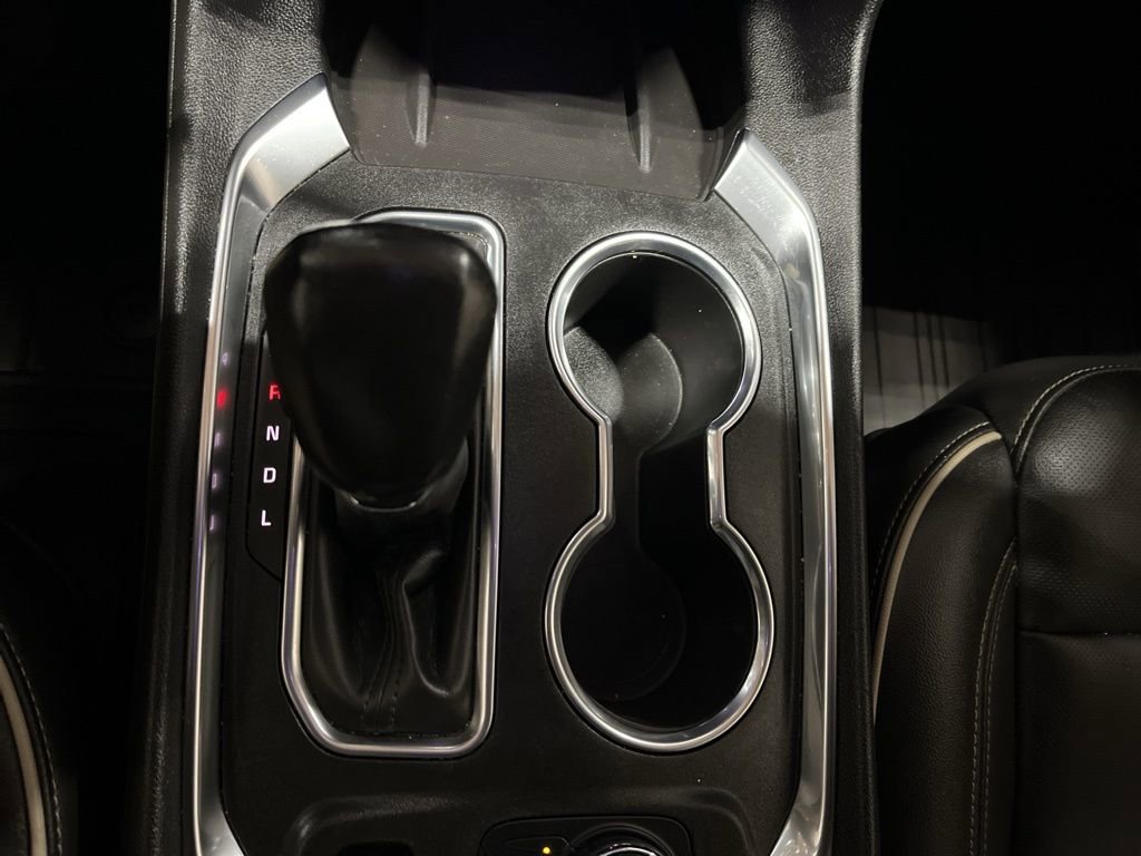 Certified 2022 Chevrolet Traverse Premier w/ Redline Edition image 22