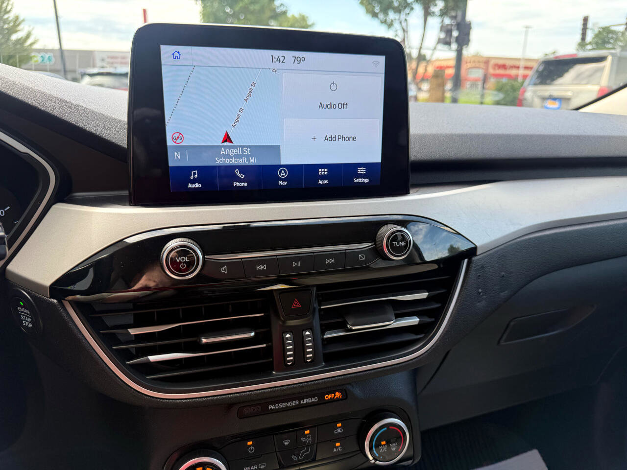 Used 2021 Ford Escape SE image 20