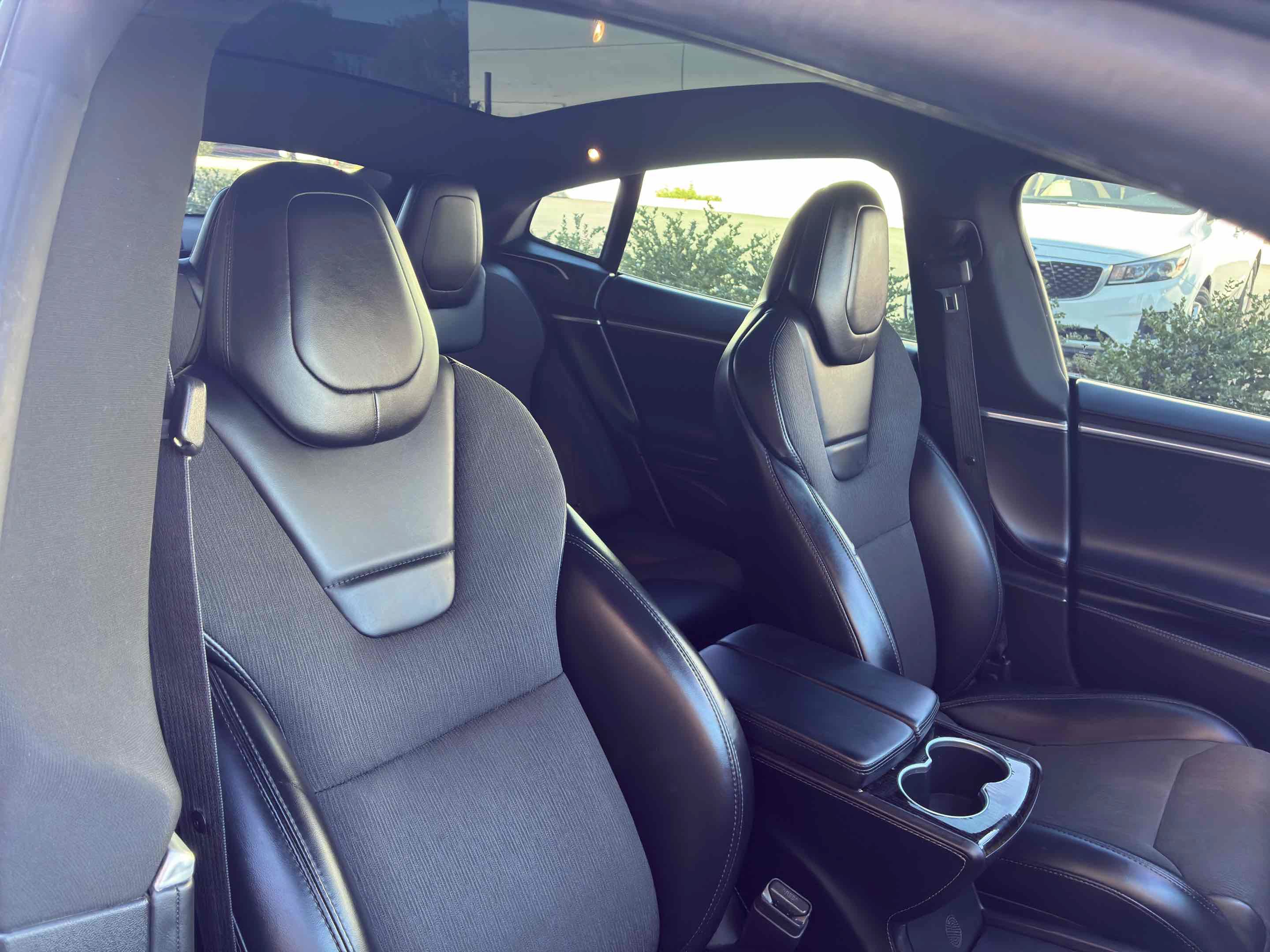 Used 2017 Tesla Model S 75 RWD image 43