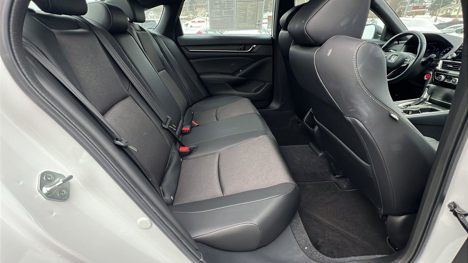 Used 2022 Honda Accord Sport image 15