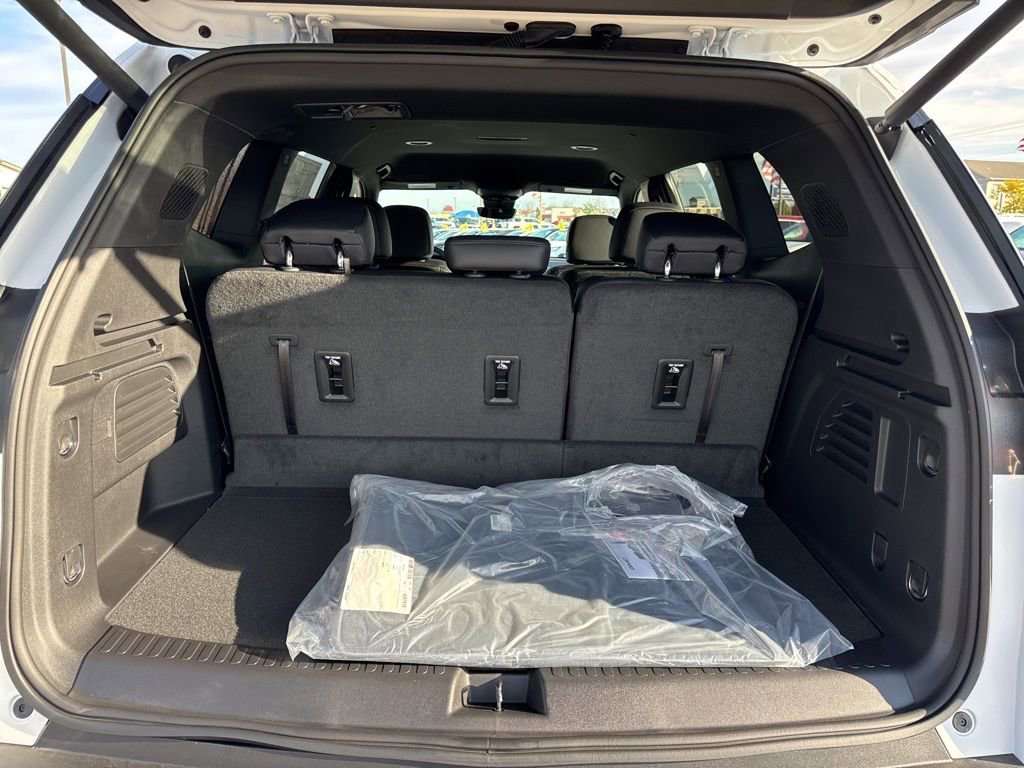 New 2026 GMC Acadia Elevation w/ Black Edition image 45