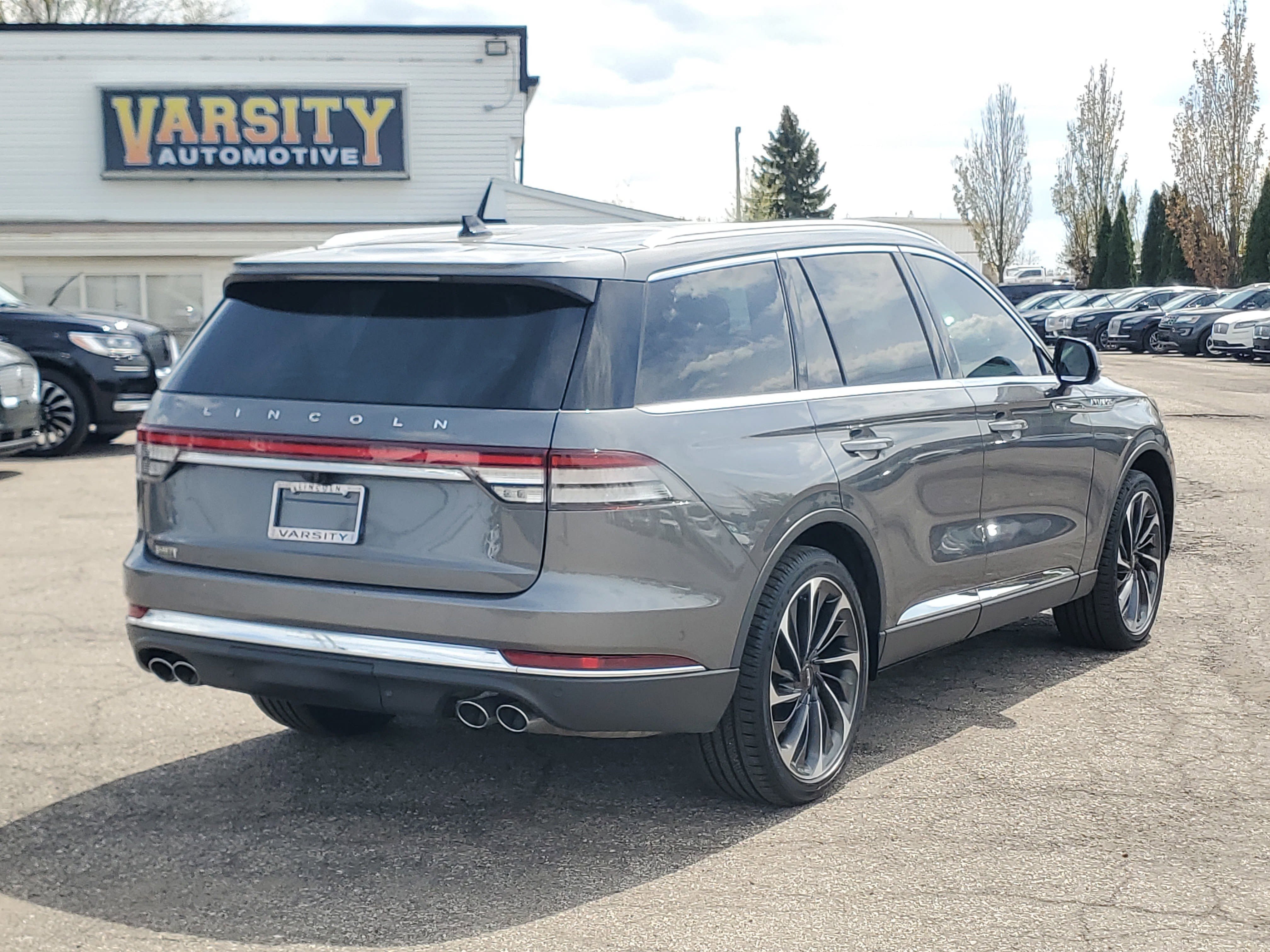 Certified 2023 Lincoln Aviator Reserve w/ Equipment Group 201A AWD/4WD image 6