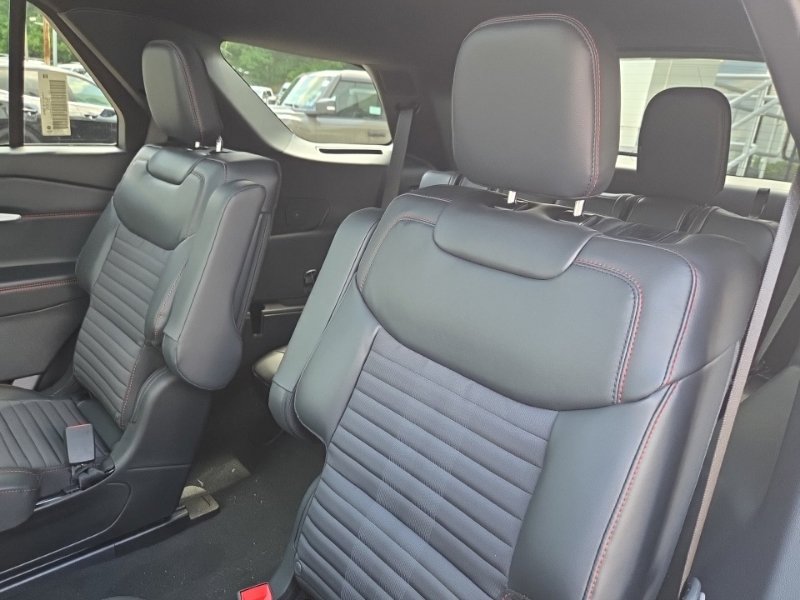 New 2026 Ford Explorer ST-Line AWD/4WD image 23