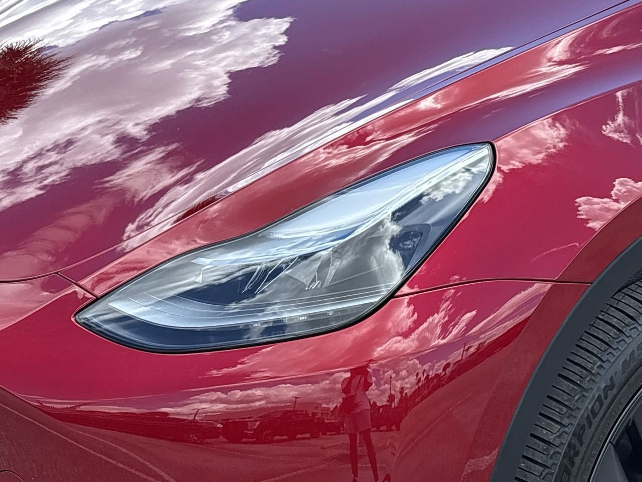 Used 2025 Tesla Model Y Long Range AWD/4WD image 6