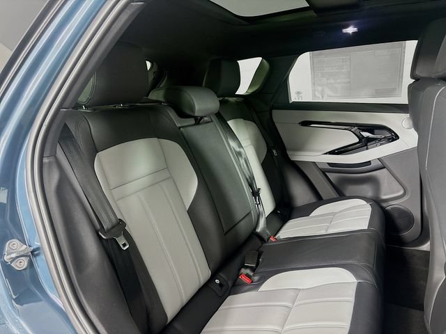 Used 2026 Land Rover Range Rover Evoque Dynamic SE AWD/4WD image 27