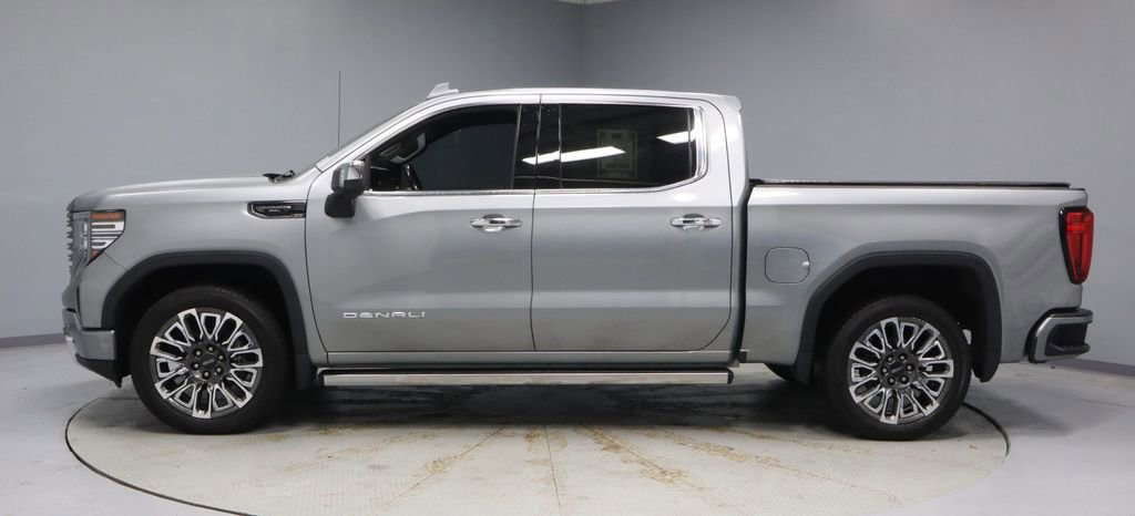 Used 2023 GMC Sierra 1500 Denali Ultimate AWD/4WD image 7
