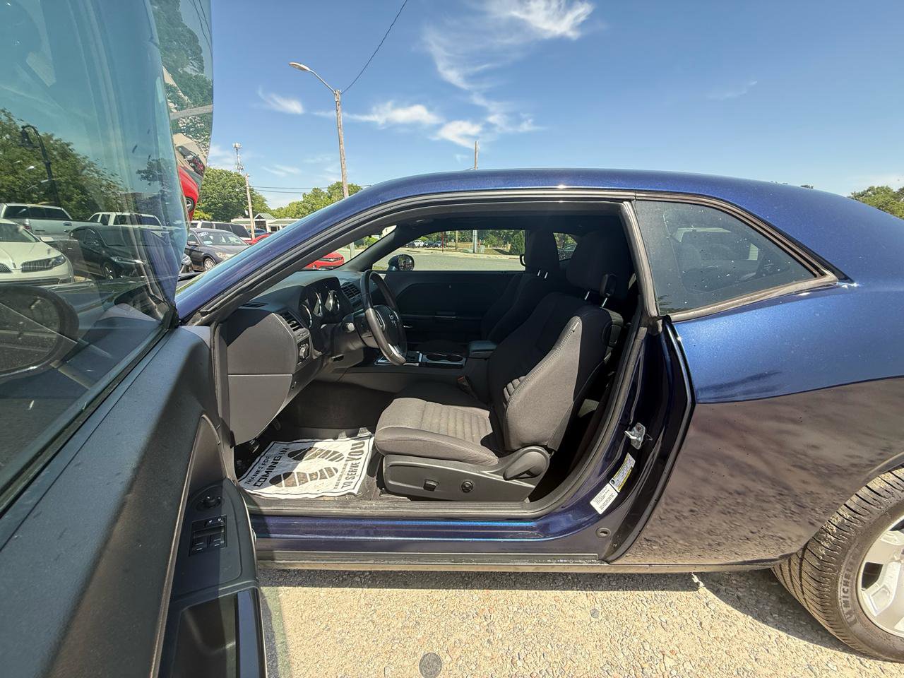 Used 2014 Dodge Challenger SXT RWD image 16