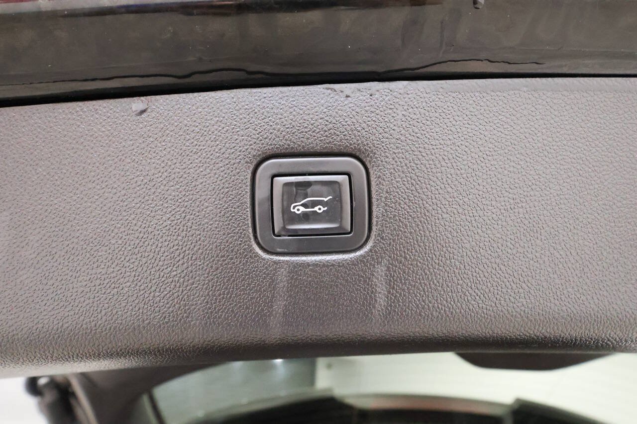 Used 2019 Chevrolet Blazer RS AWD/4WD image 31