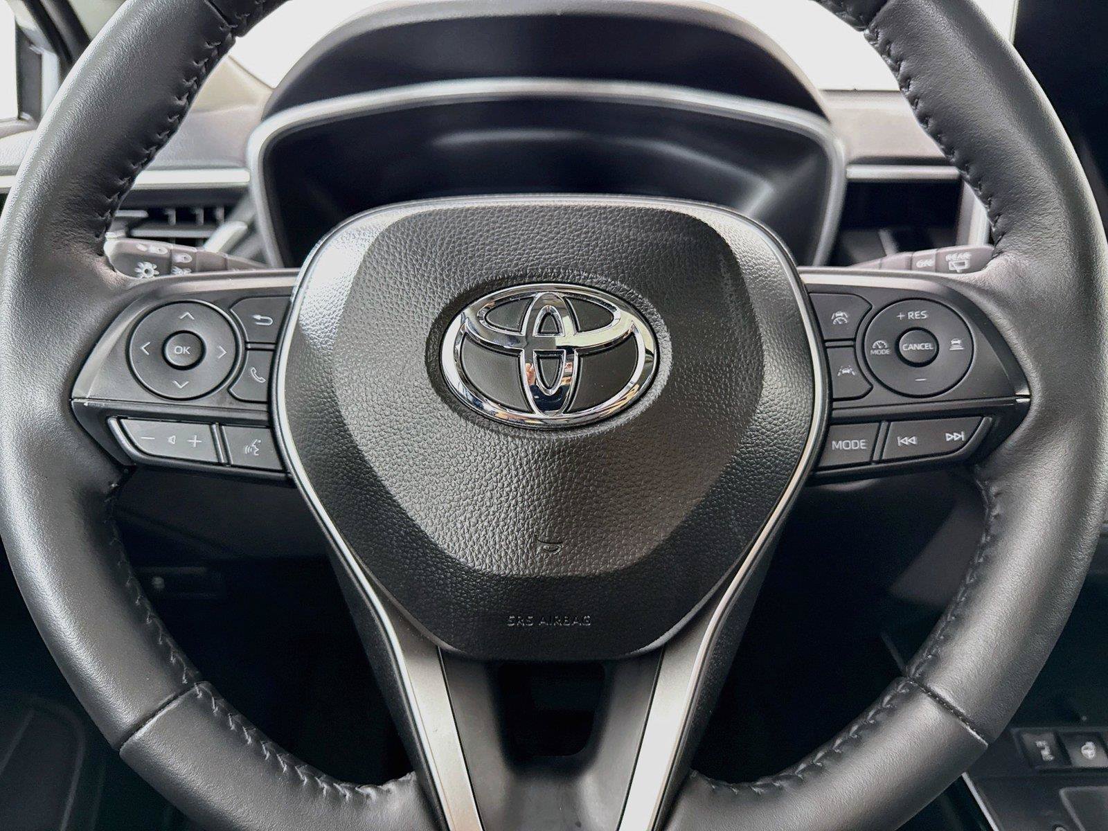 Used 2026 Toyota Corolla Cross XLE w/ Convenience Package AWD/4WD image 16