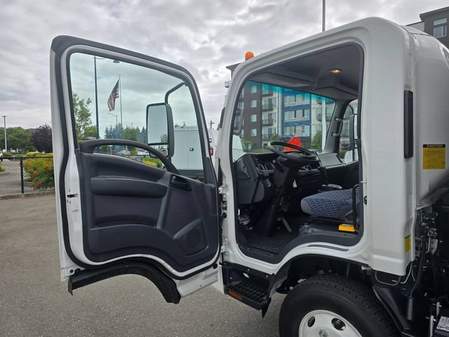 New 2024 Chevrolet Low Cab Forward 4500 XD RWD image 19