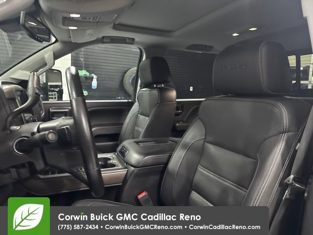 Used 2018 GMC Sierra 2500 Denali w/ Duramax Plus Package AWD/4WD image 11